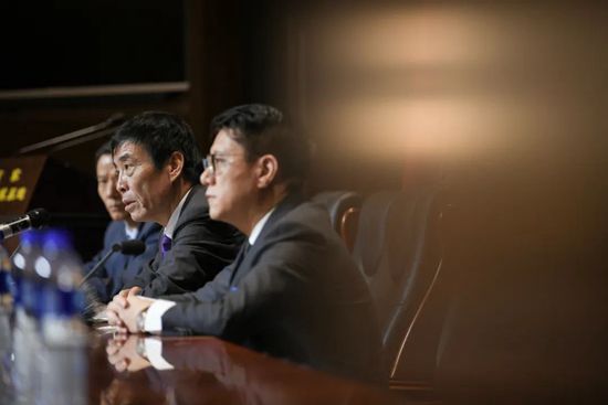 法国航空未删减版在线观看